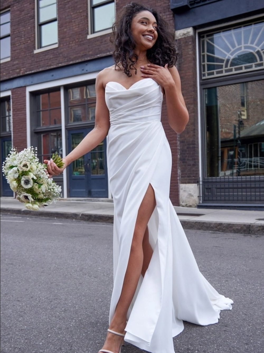 Vow'd Kiwi Strapless White Wedding Dress Size 16 Nwt